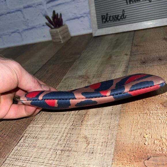 Marc by Marc Jacobs Women's Neoprene Phone Case Zip Cutout - Arizona Clay Multi - Picture 10 of 10